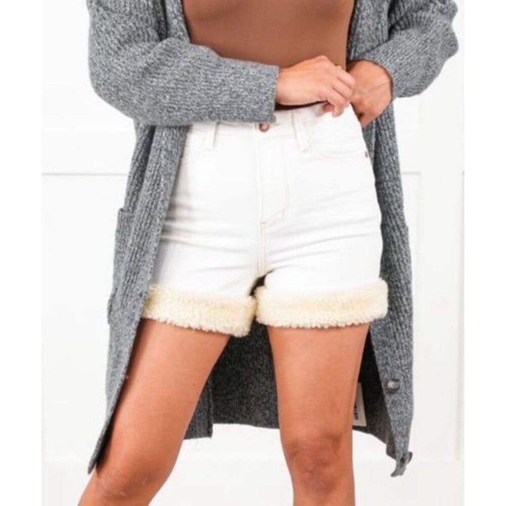 Judy blue Shorts Judy blue jeans womens size medium small 6 - 8 jean shorts NEW - Picture 8 of 8